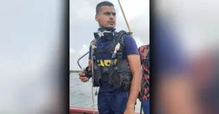 শীতলক্ষ্যায় নিখোঁজ ফায়ার সার্ভিসের রাষ্ট্রীয় পদকপ্রাপ্ত ডুবুরি